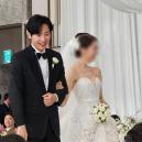 '둘이 너무 사랑하는 게 보여'...'품절남' 된 이상엽 결혼식 사진 공개됐다