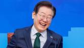 국힘 '단일화 갈등' 비판하다 웃음터진 이재명... '강제 결혼은 들어봤어도 강제 단일화는 처음'