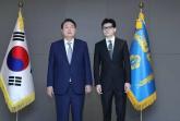 '친윤, 아직도 尹 부부한테 끌려다녀'... 친윤들 저격한 한동훈