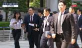 '포토라인' 서지 않고 그냥 법원 입장한 尹... 기자들 질문엔 '무대응'