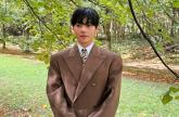 뷔가 한입 먹었을 뿐인데... 파리 크루아상 가게, BTS 팬들 몰려 '성지'됐다