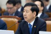 경제부총리 '1000만원 미만 고금리 대출자, 정부가 적극 지원해야'